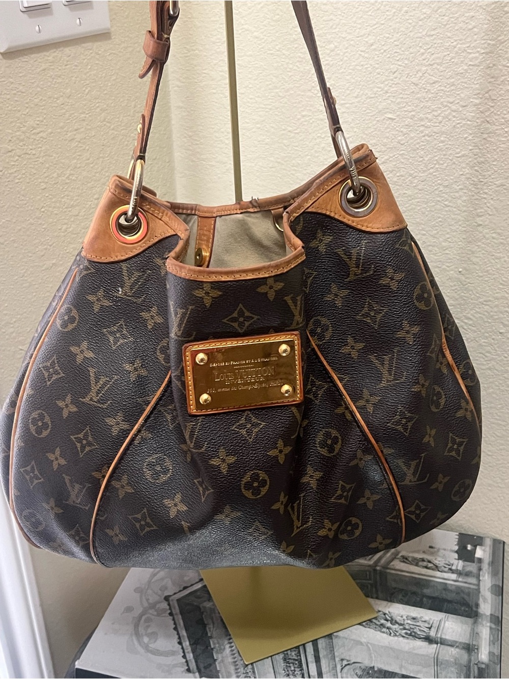 Louis Vuitton Monogram Brown Leather Shoulder Bag with cracking look at pics!